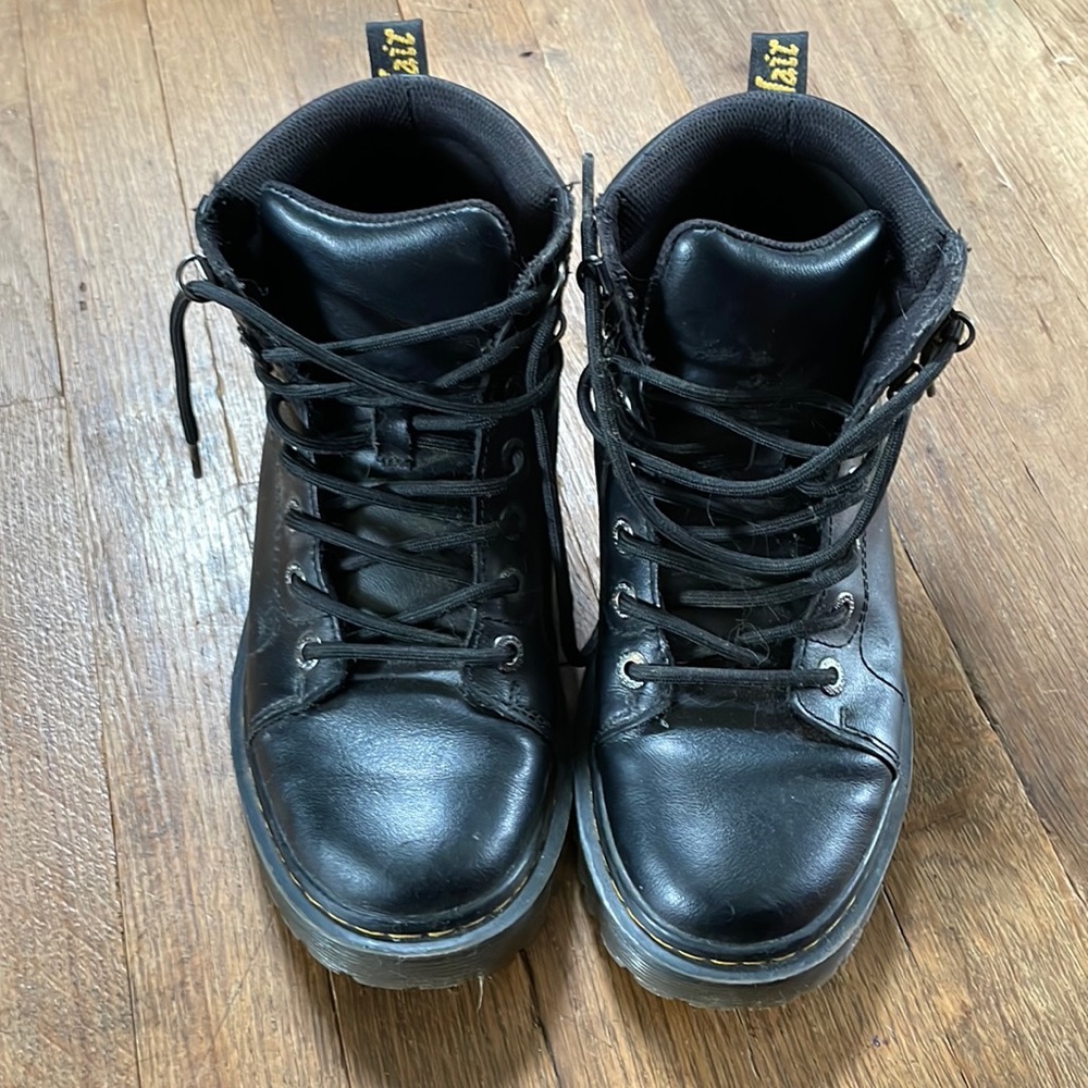 Black womens size 7 Dr. Marten ankle boots